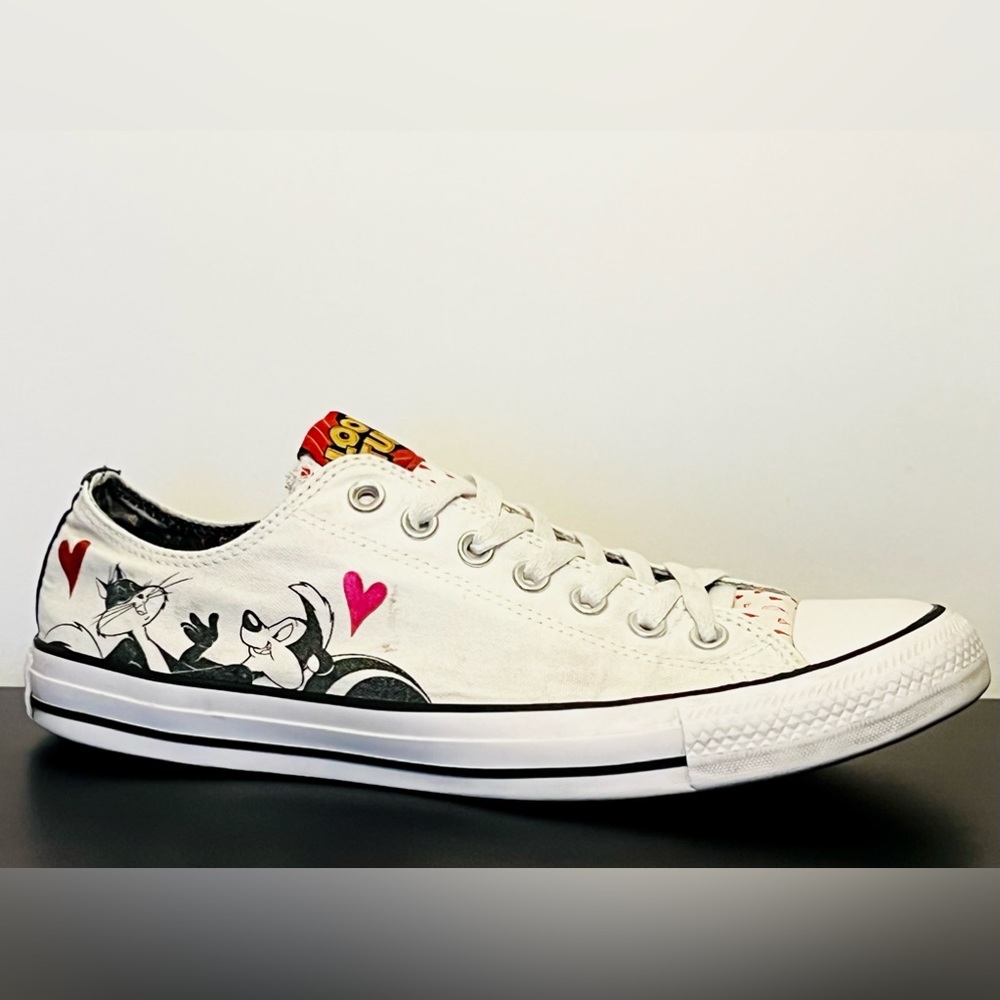 Converse “Pepe Le Pew” Chuck Taylor All Star